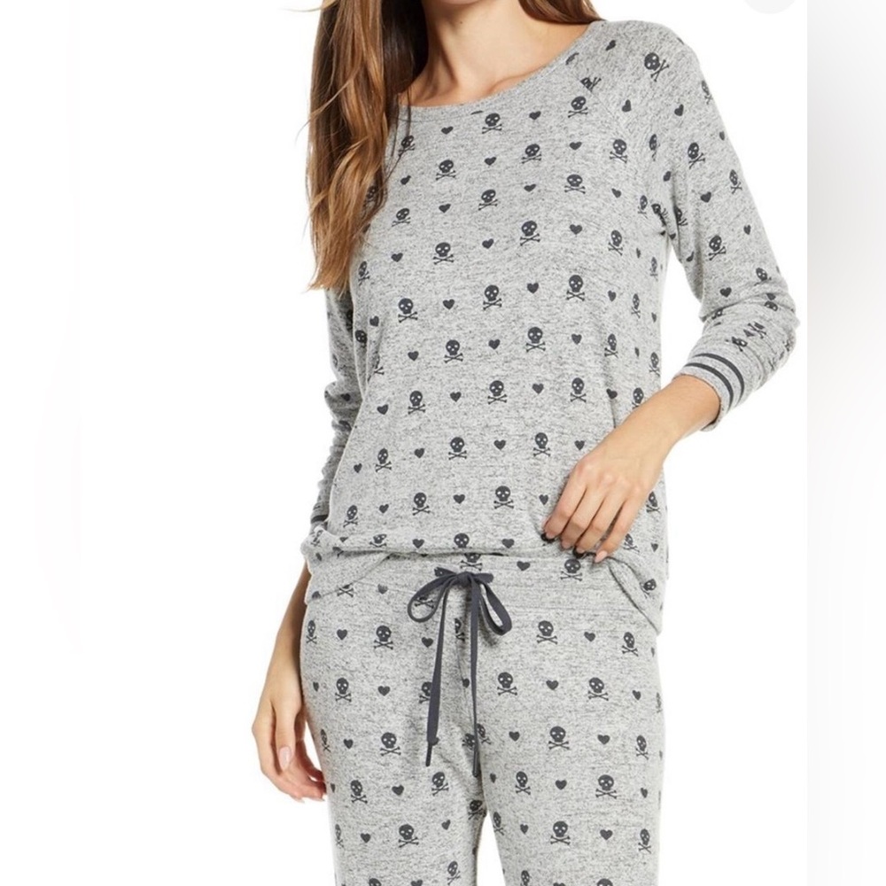 PJ Salvage Skull and Heart Long Sleeve Sweater Pajama Loungewear Top in Slate